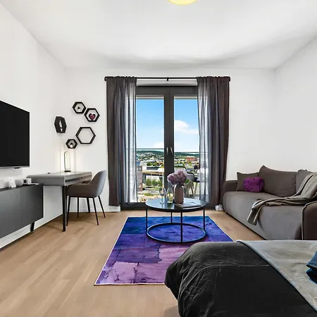 Metropolis Retreat With Balcony And Parking Apartmán Bratislava
